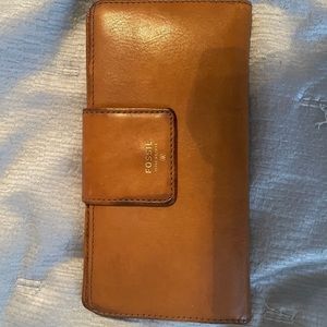 Fossil wallet